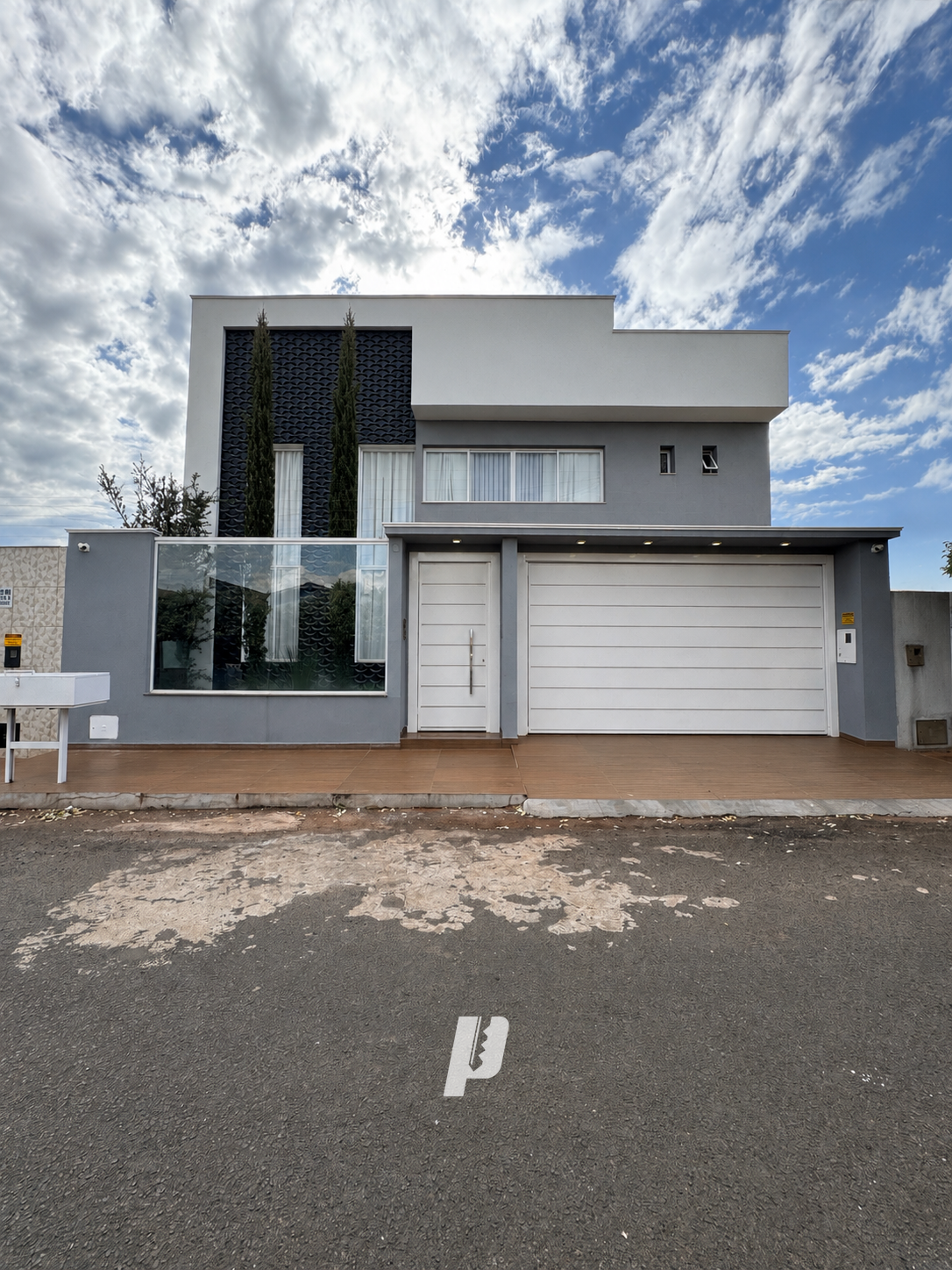 Sobrado à venda no Residencial Gameleira II