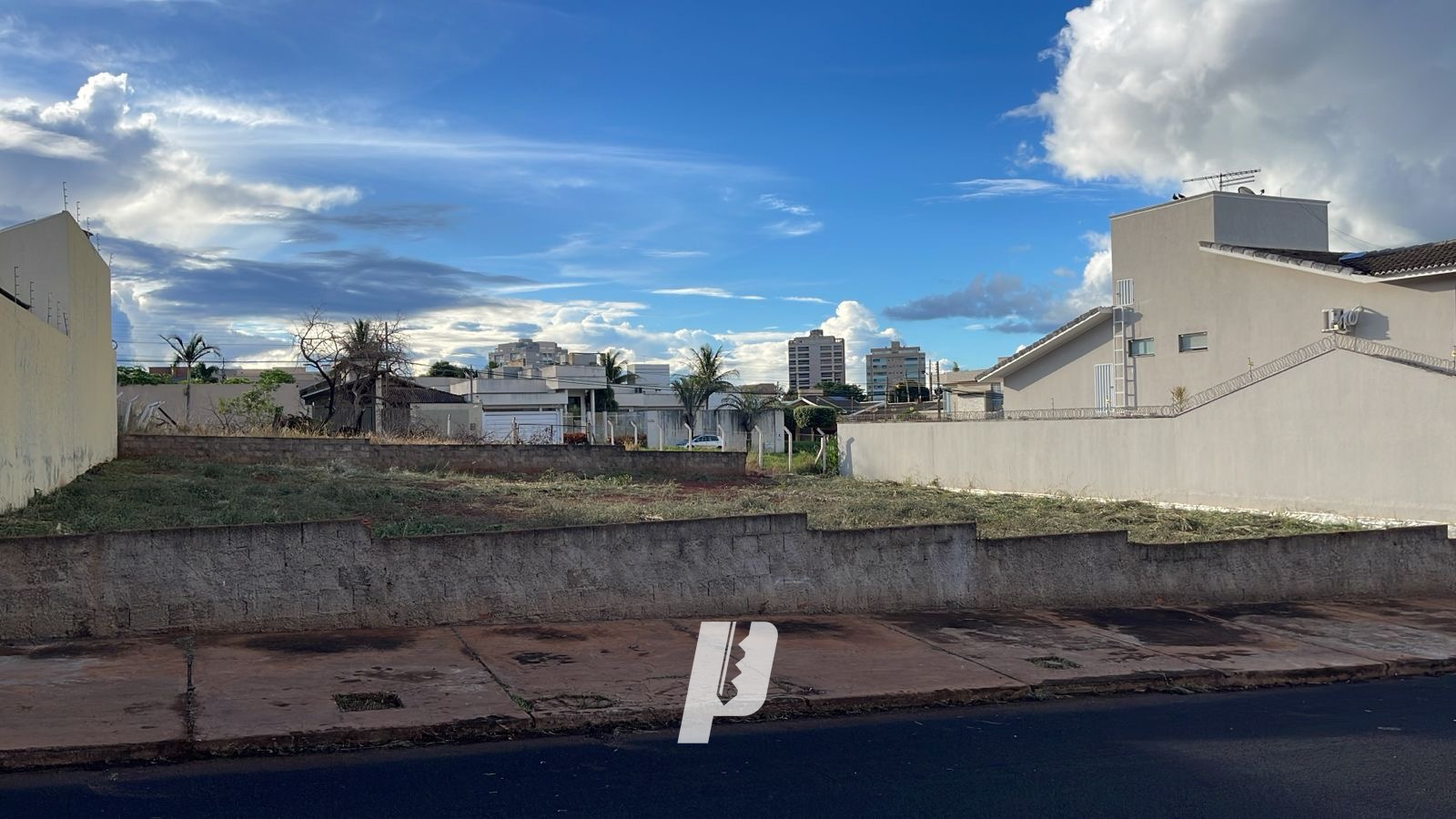 Terreno à venda no Parque dos Buritis