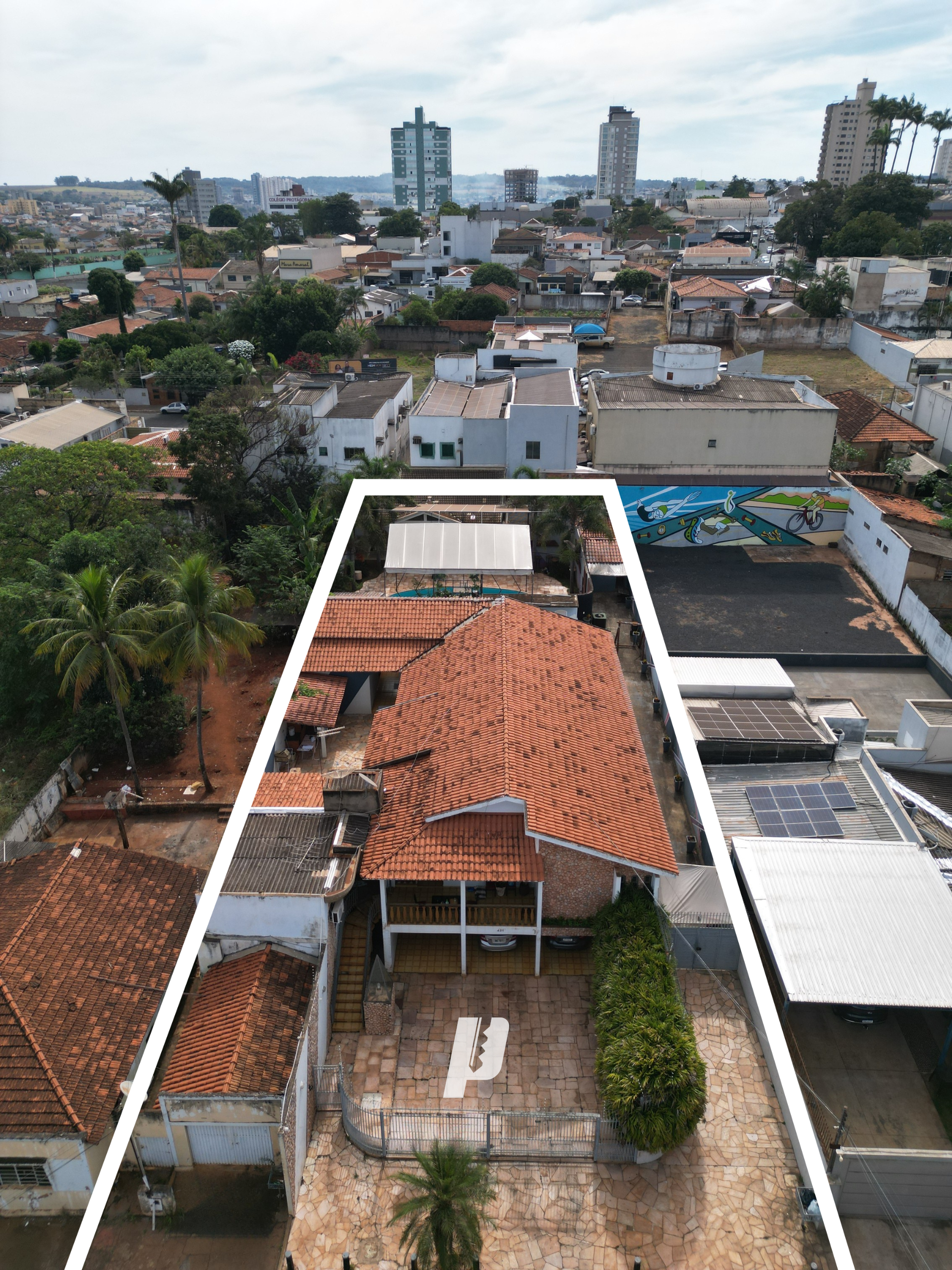 Sobrado à venda no Setor Central