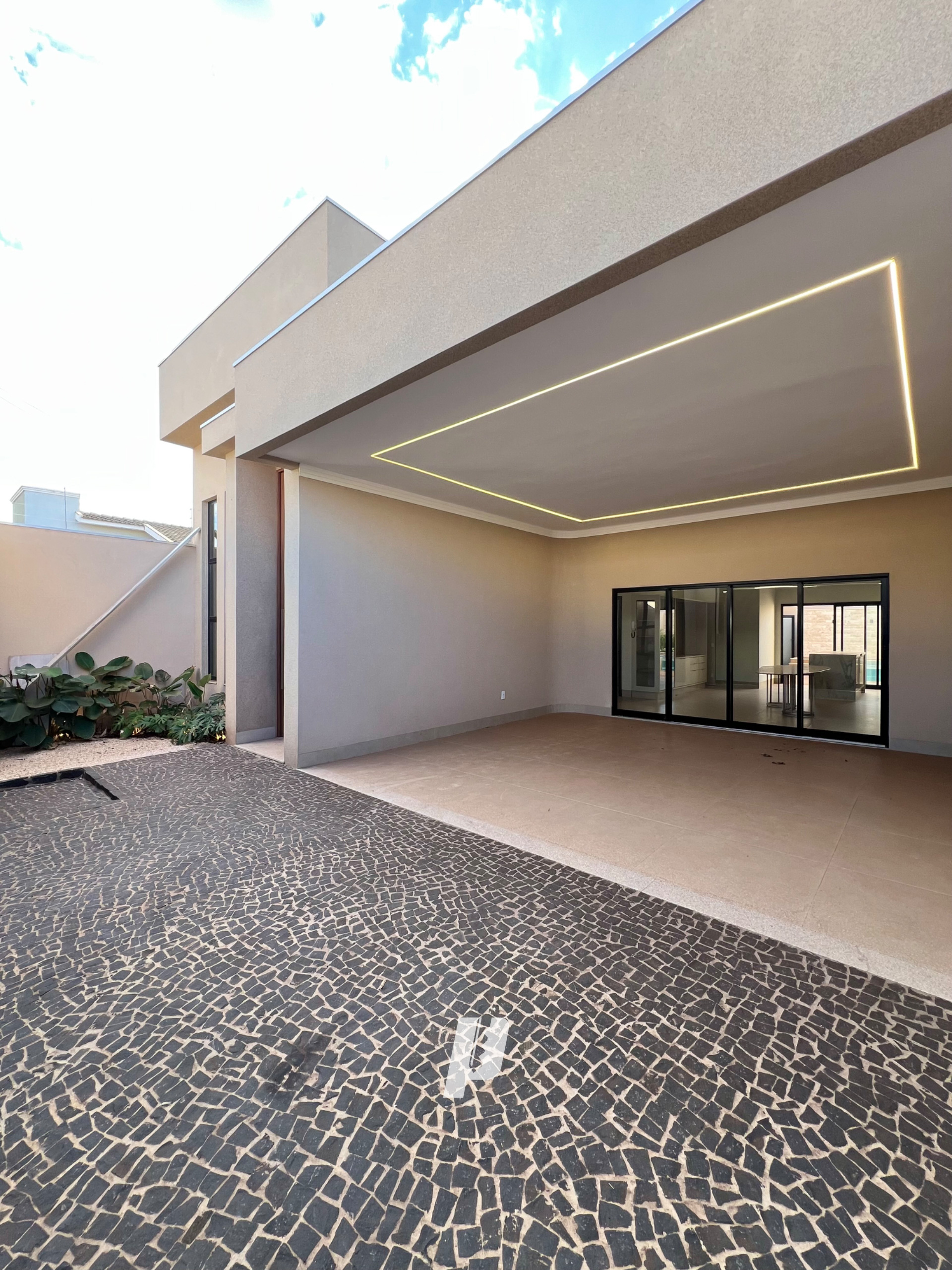 Casa à venda no Parque Solar do Agreste