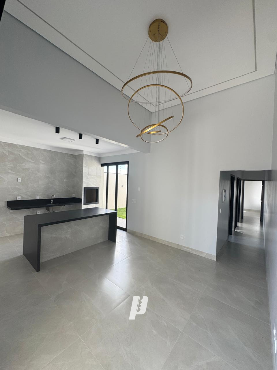 Casa 3 quartos suíte com pé- direito duplo à venda no Residencial Canaã II, Rio Verde GO