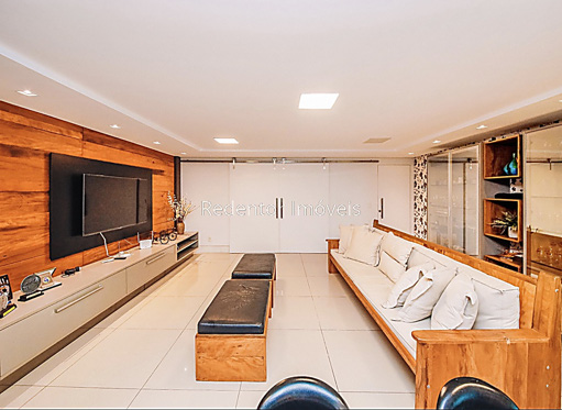 Apartamento com 4 quartos para venda no bairro JARDIM LARANJEIRA em Juiz de Fora, MG