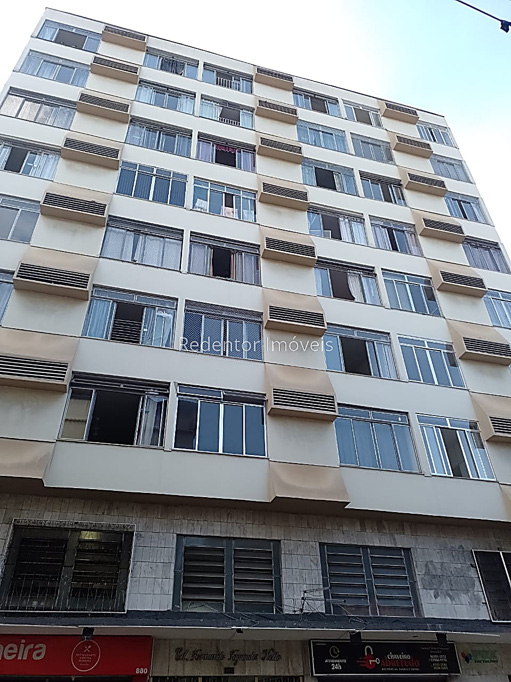Quitinete com 1 quarto para venda no bairro São Mateus em Juiz de Fora, MG