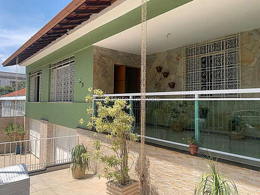 Casa com 5 quartos para venda no bairro Bairu em Juiz de Fora, MG