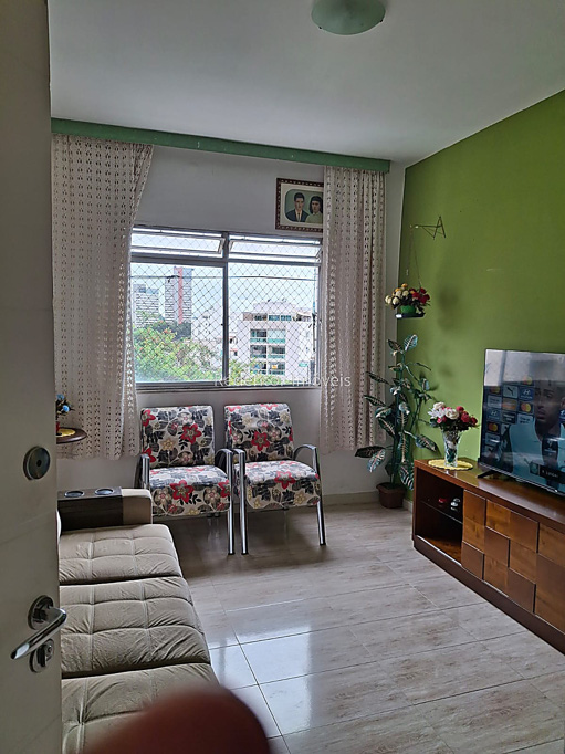 Apartamento com 3 quartos para venda no bairro Cascatinha em Juiz de Fora, MG