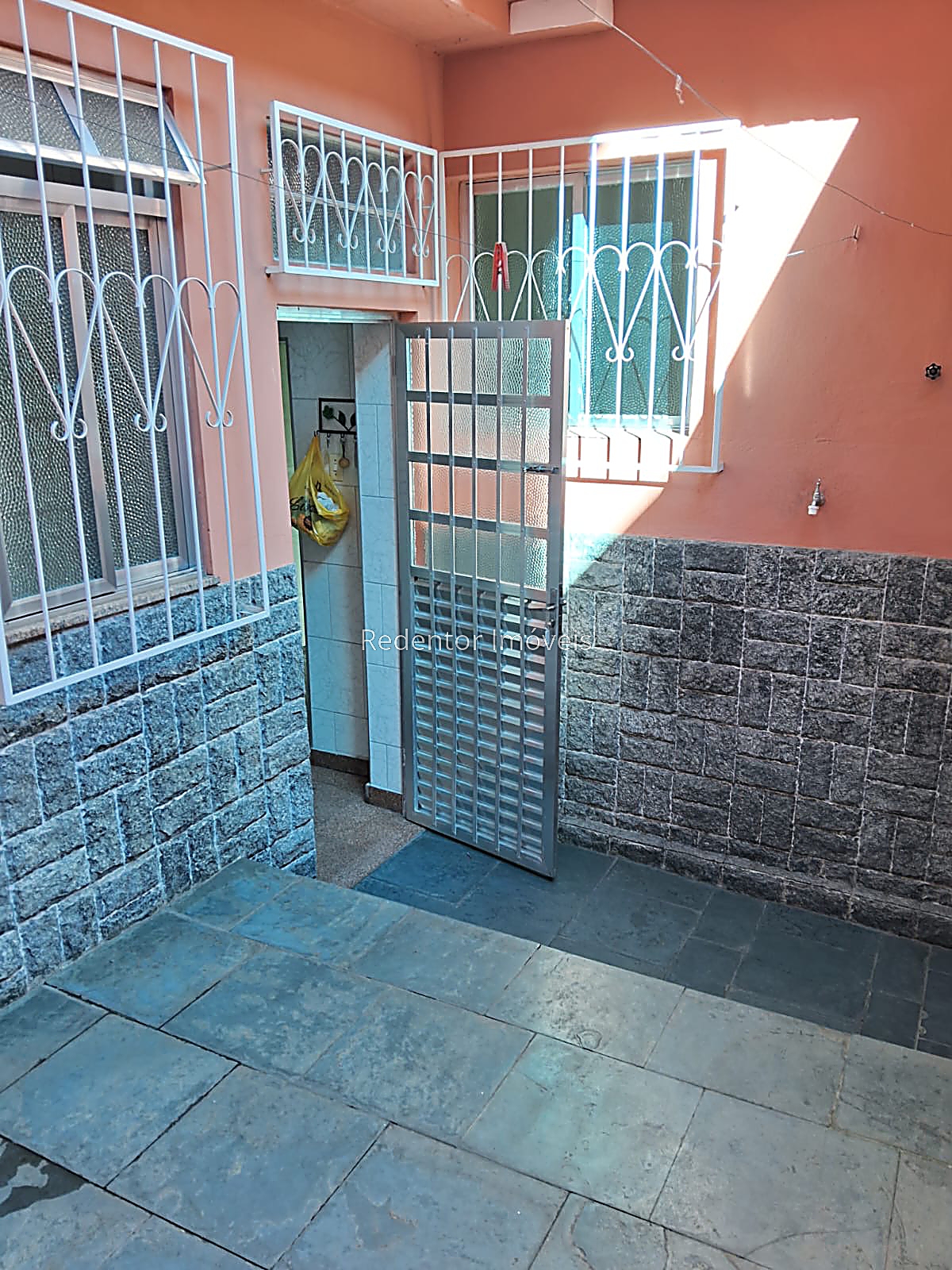Casa à venda em Ladeira, Juiz de Fora - MG - Foto 2