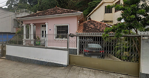 Casa com 3 quartos para venda no bairro Costa Carvalho em Juiz de Fora, MG