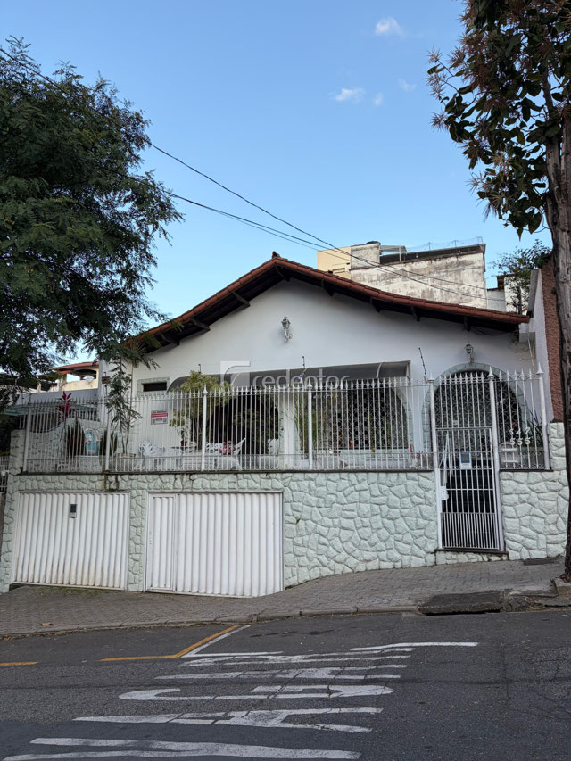 Casa com 5 quartos para venda no bairro Santa Helena em Juiz de Fora, MG