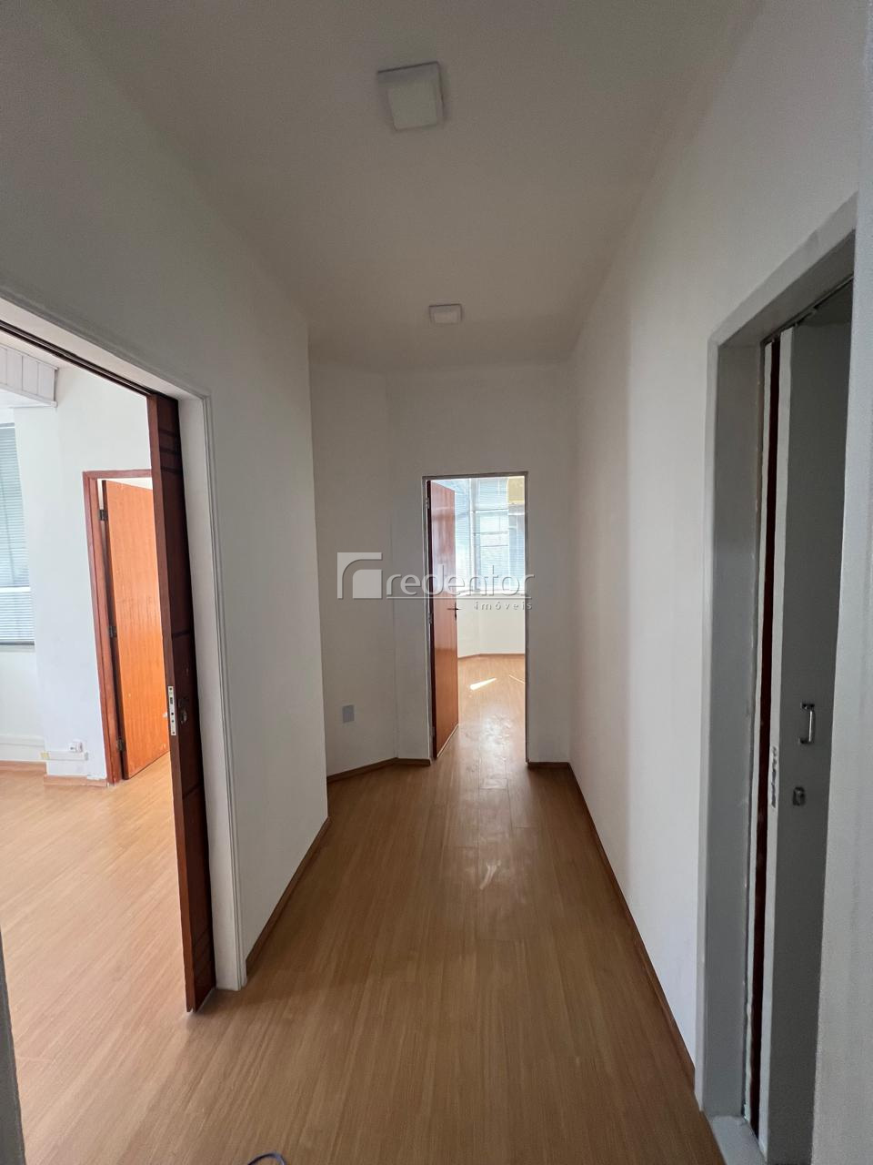 Sala para Alugar em Centro, Juiz de Fora - MG - Foto 4