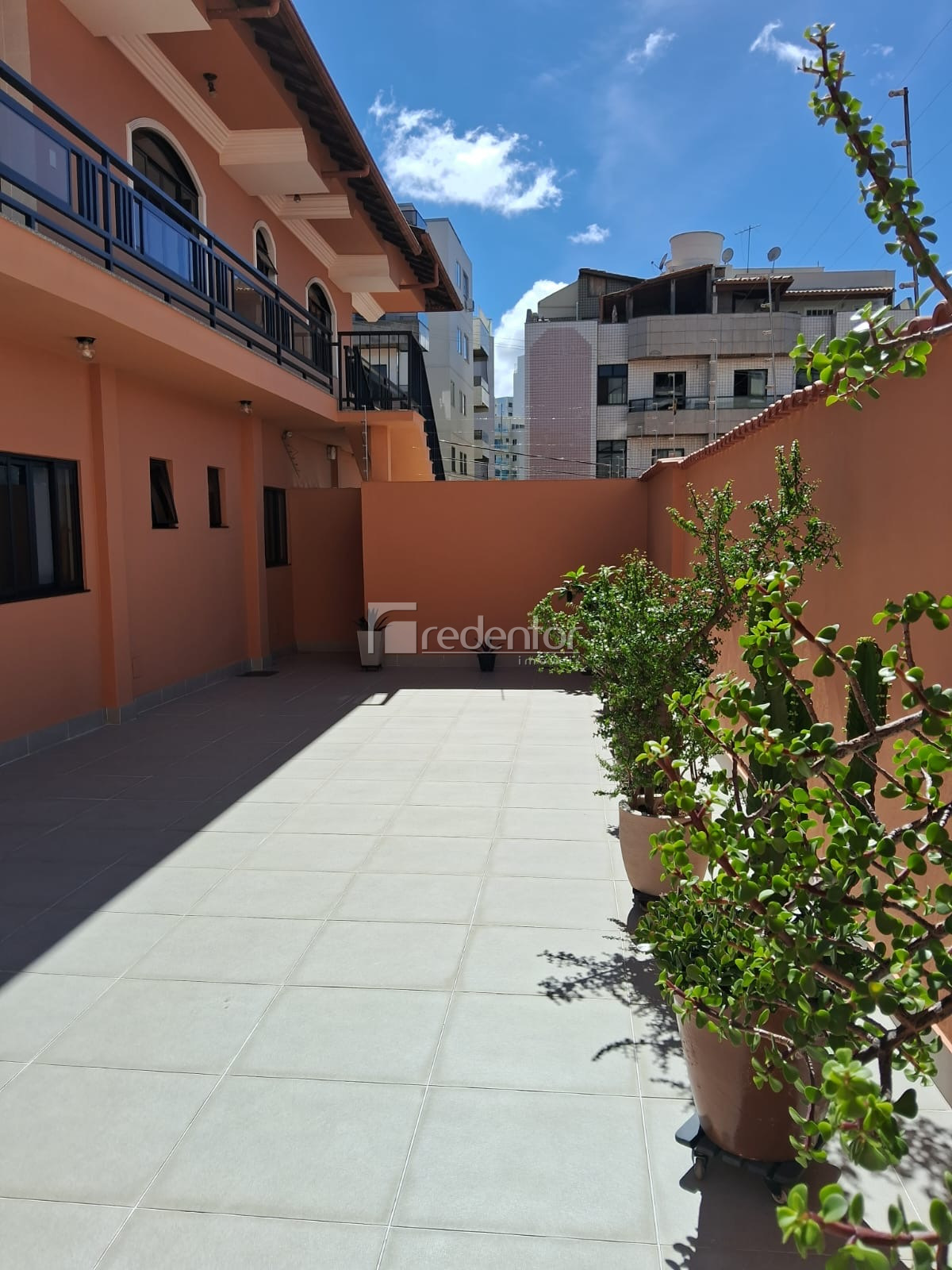 Casa à venda em Jardim Laranjeiras, Juiz de Fora - MG - Foto 2