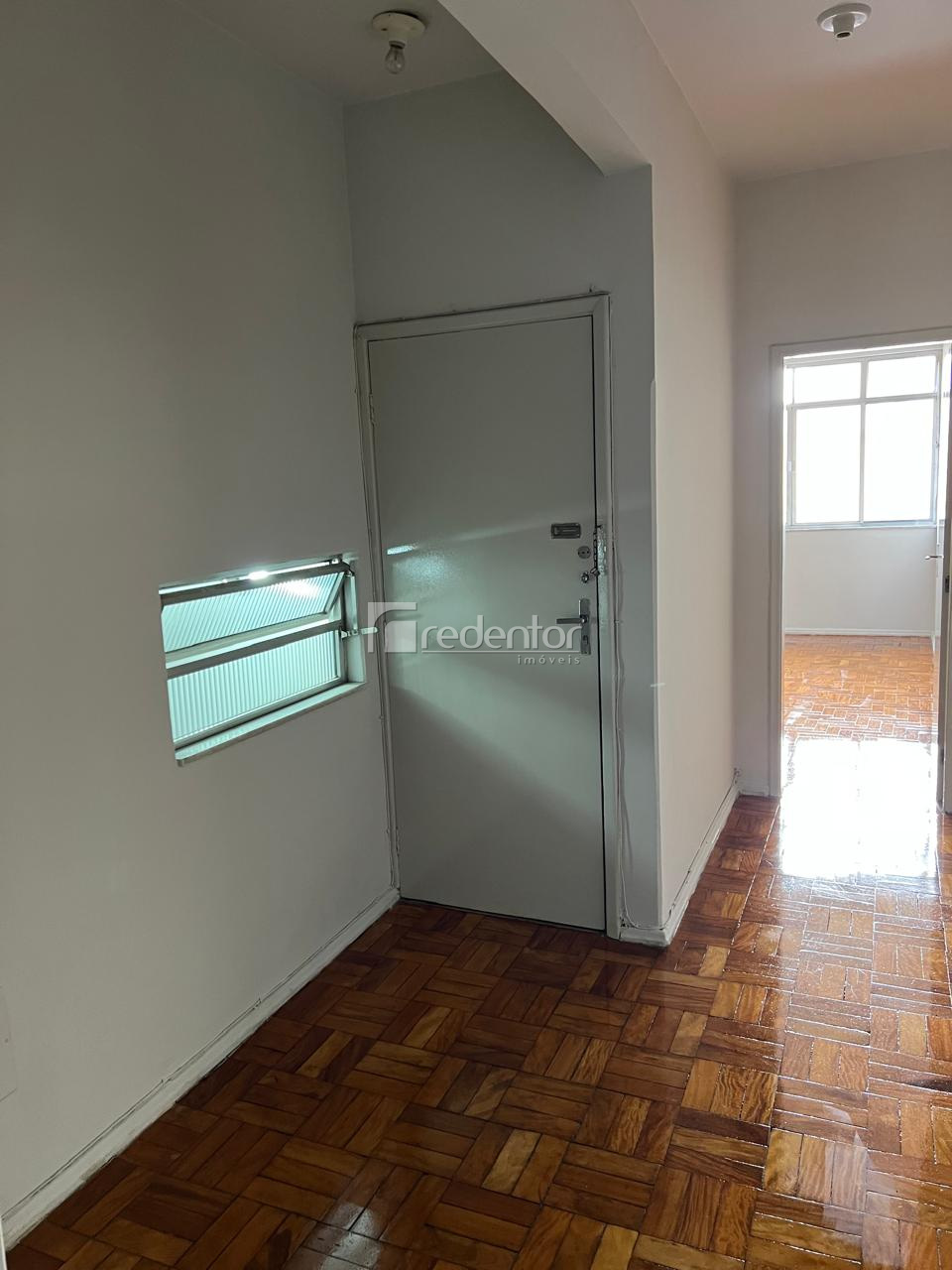 Apartamento para Alugar em Santa Helena, Juiz de Fora - MG - Foto 4