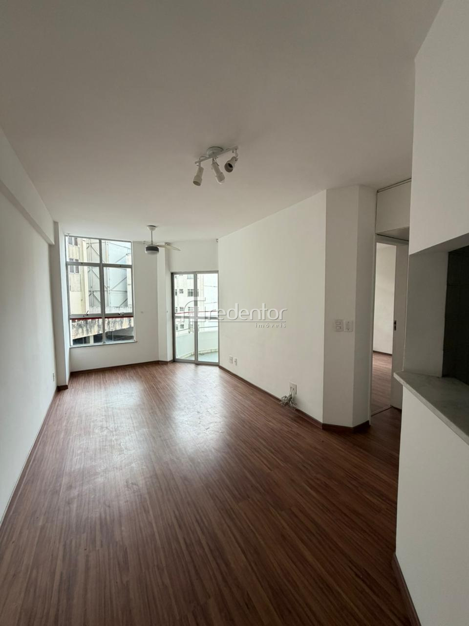 Apartamento para Alugar em Centro, Juiz de Fora - MG - Foto 2