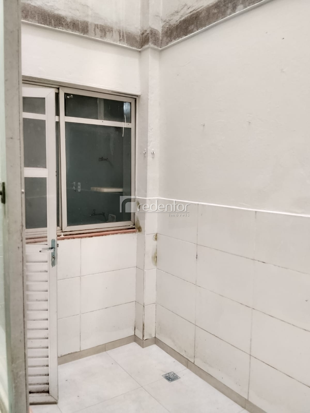 Apartamento para Alugar em Passos, Juiz de Fora - MG - Foto 16