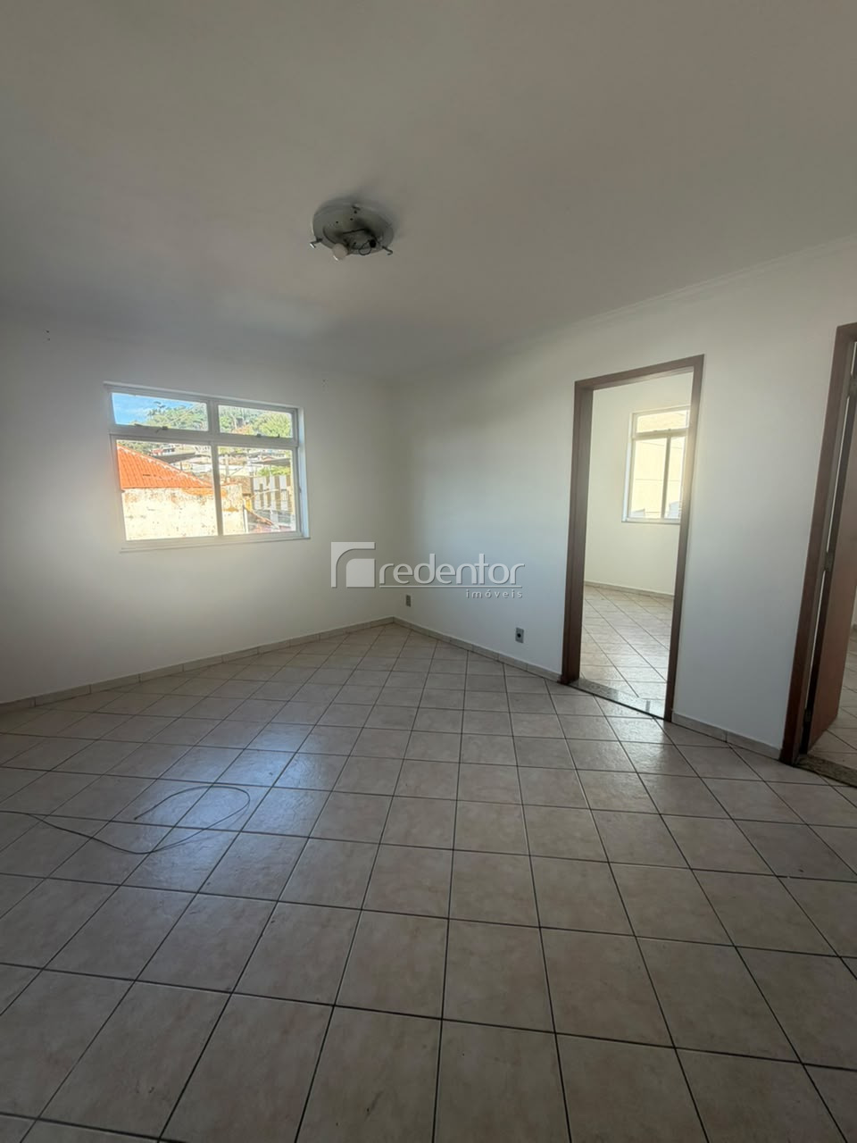 Apartamento para Alugar em Fábrica, Juiz de Fora - MG - Foto 2