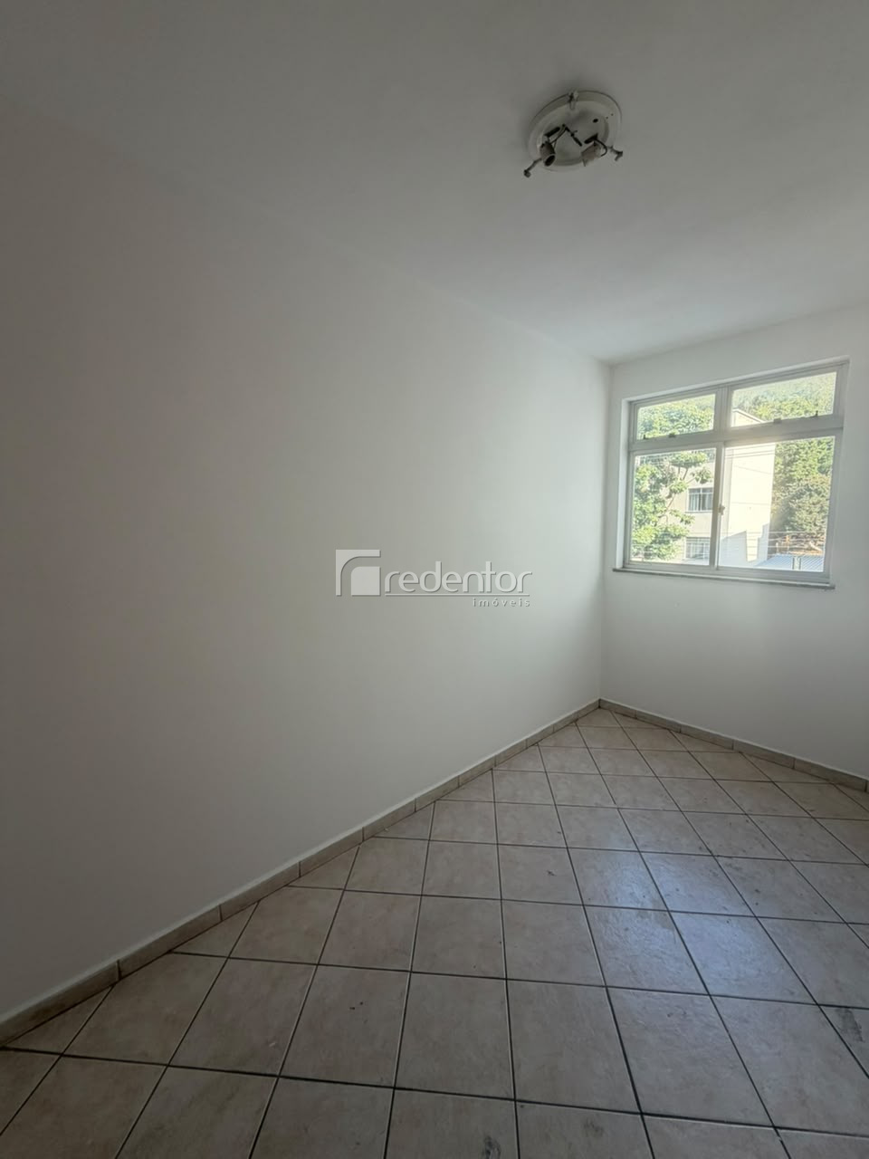 Apartamento para Alugar em Fábrica, Juiz de Fora - MG - Foto 4