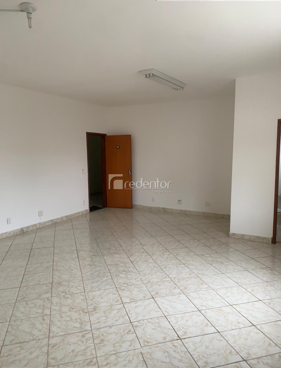 Sala para Alugar em Centro, Juiz de Fora - MG - Foto 4