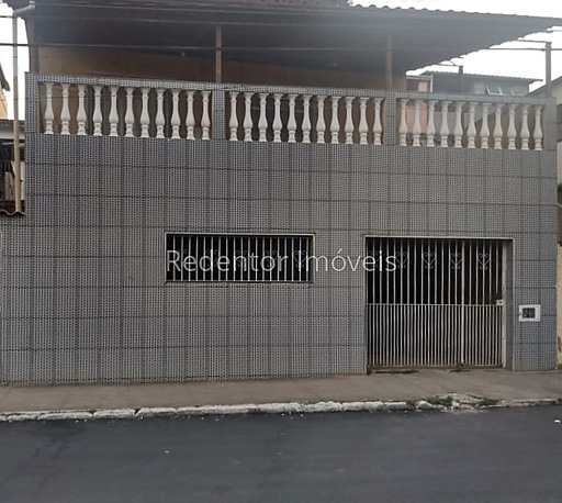 Casa com 3 quartos para Venda no bairro Santa Luzia em Juiz de Fora, MG