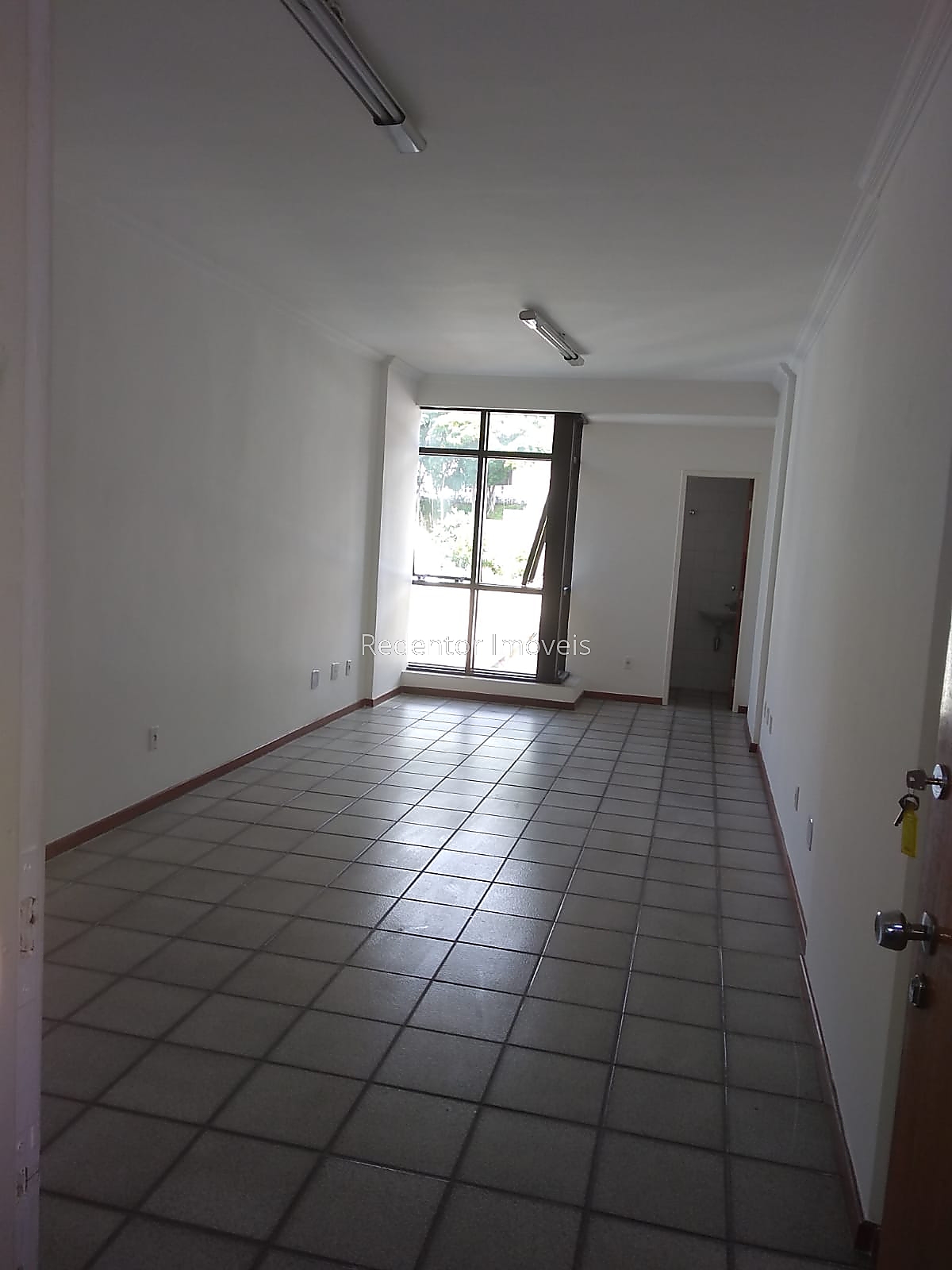 Sala para Alugar em Centro, Juiz de Fora - MG - Foto 2