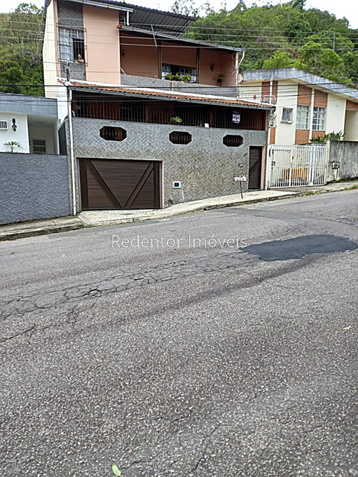 Casa com 5 quartos para venda no bairro Jardim do Sol em Juiz de Fora, MG