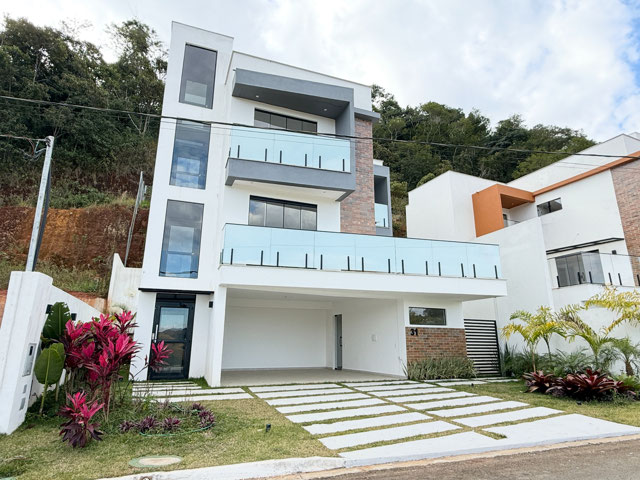 Foto cadastro cód. 667