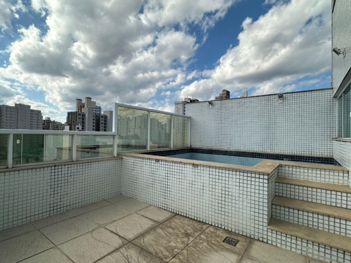 PISCINA NO TERRAÇO