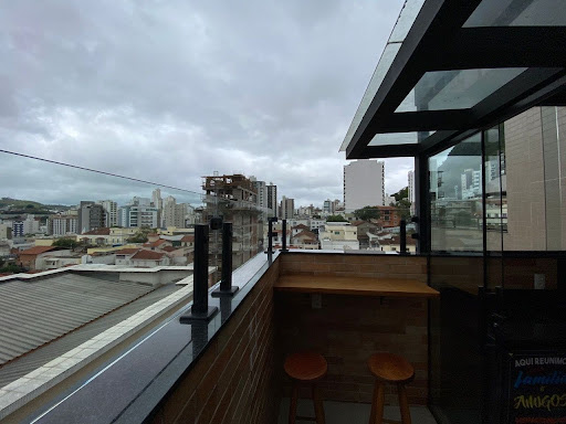 Cobertura com linda vista