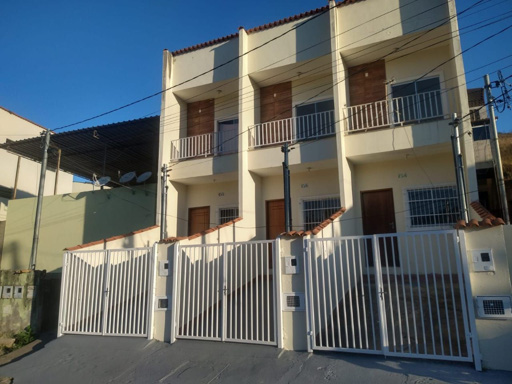 Casa com 2 quartos para venda no bairro Grama em Juiz de Fora, MG