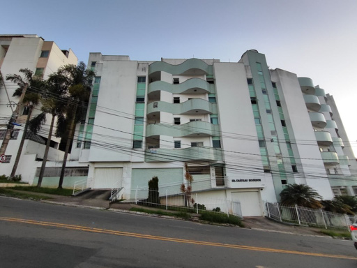 Cobertura com 3 quartos para venda ou locação no bairro Estrela Sul em Juiz de Fora, MG
