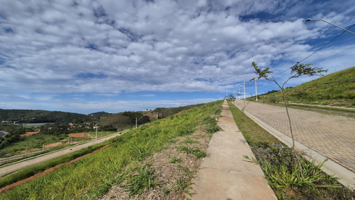 lote com leve declive com 310m²