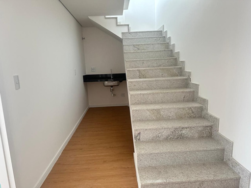 Acesso aos pavimentos