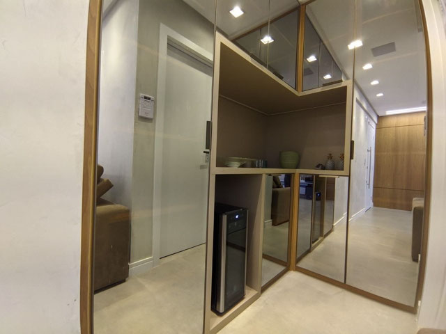 HALL DE ENTRADA DO APARTAMENTO