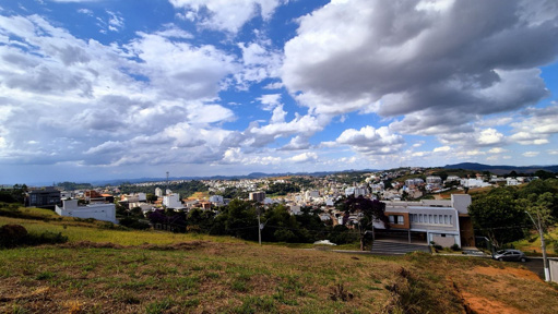 vista linda para montanhas