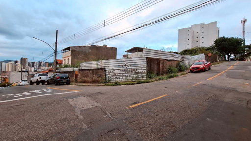 Lote / Terreno para venda no bairro Alto dos Passos em Juiz de Fora, MG