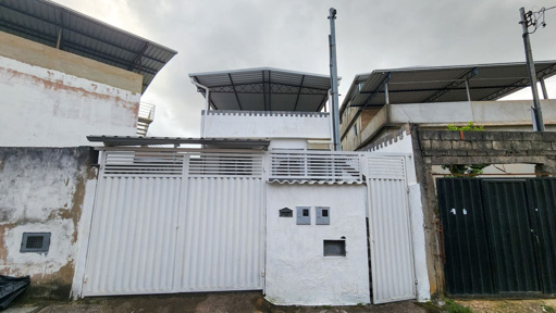 Casa com 2 quartos para Venda no bairro Santa Cecília em Juiz de Fora, MG