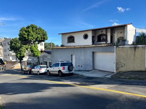 Casa com 3 quartos para venda no bairro Bairu em Juiz de Fora, MG