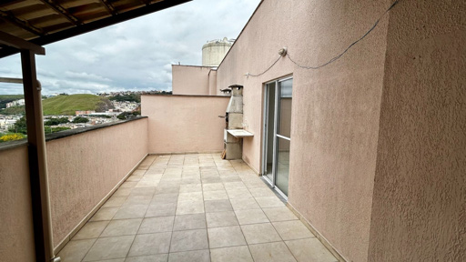 Cobertura com 3 quartos para Venda no bairro Barbosa Lage em Juiz de Fora, MG