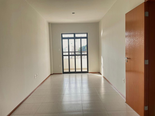 Sala com iluminação natural