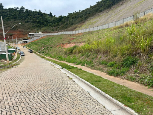 lateral do lote