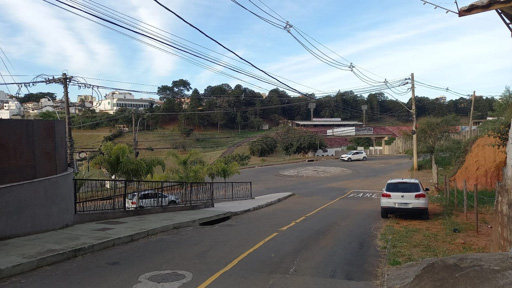 Perto do Estádio Municipal