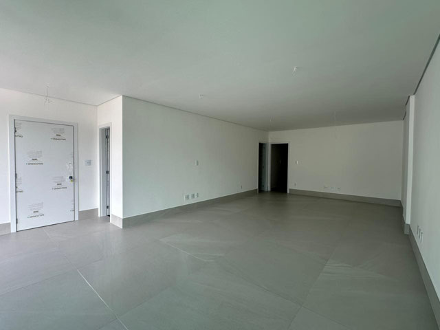 SALÃO COM 50M²