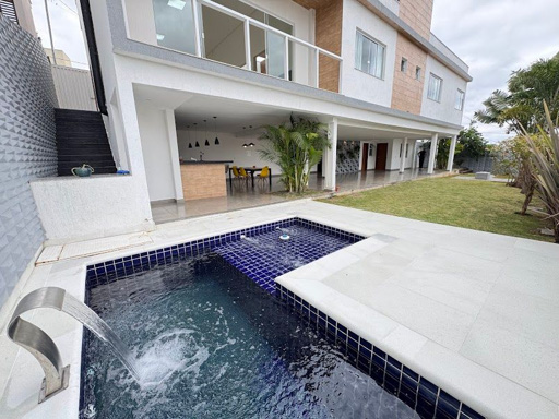 Casa com 3 quartos para venda no bairro Parque Guadalajara em Juiz de Fora, MG