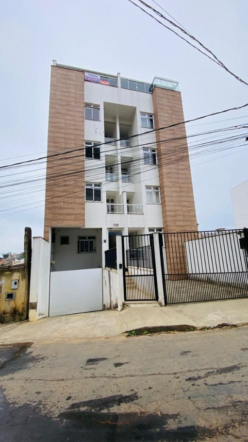 Cobertura com 2 quartos para venda no bairro Nossa Senhora de Fátima em Juiz de Fora, MG