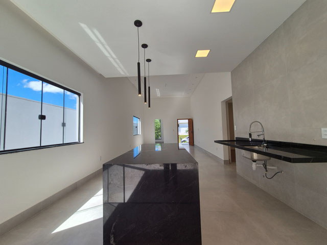 COZINHA COM ILHA CENTRAL