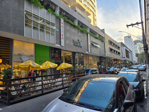 Fachada pela Espírito Santo