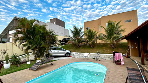 CASA 4 SUÍTES COND. BELA VISTA