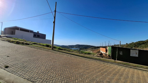 vista frente do terreno