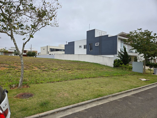 Frente generosa (17,43m)