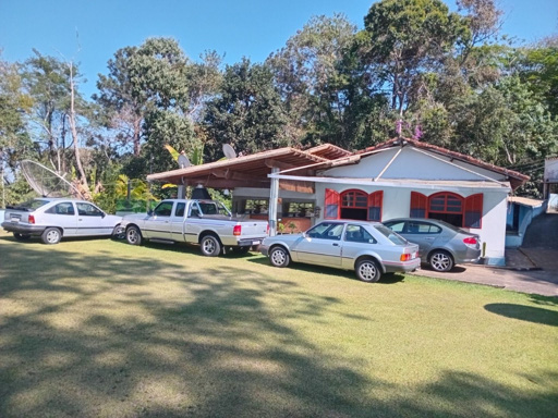 Cercado pela natureza