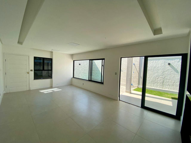 Sala generosa - primeiro pavimento