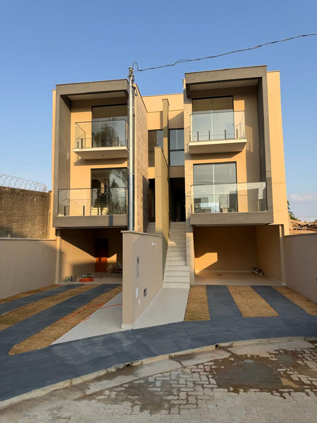CASAS DUPLES GEMINADAS